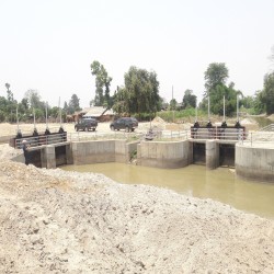 Water Regulating Structure